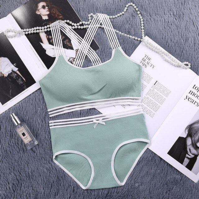 Seamless Underwear Wire Free Sexy Lingerie And Briefs Set - FabFemina